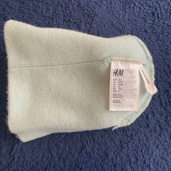 2 for $10  Girls Beanie - Picture 3 of 3